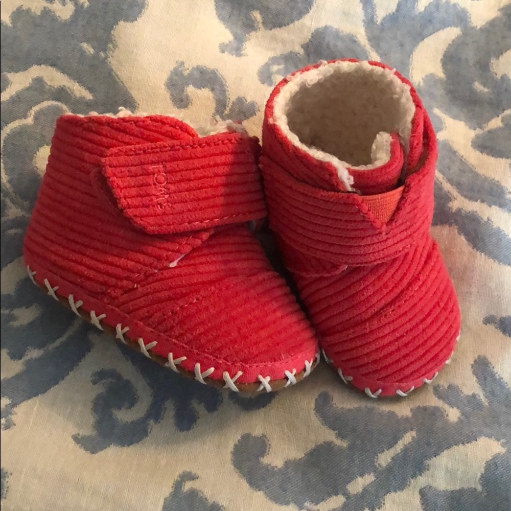 Baby girl Tom’s